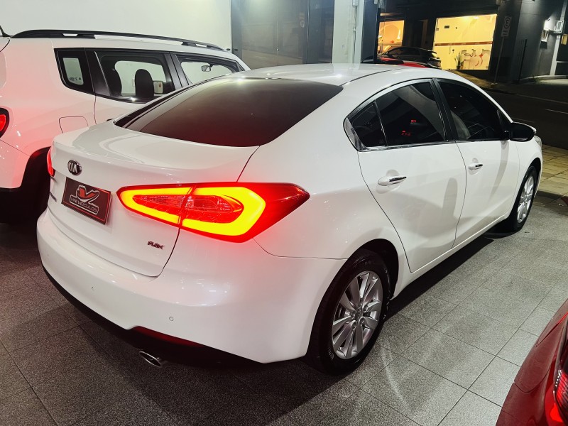 CERATO 1.6 SX3 16V FLEX 4P AUTOMÁTICO - 2015 - CAXIAS DO SUL