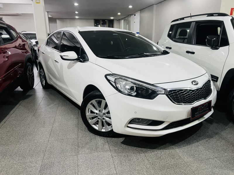CERATO 1.6 SX3 16V FLEX 4P AUTOMÁTICO - 2015 - CAXIAS DO SUL