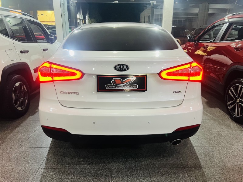 CERATO 1.6 SX3 16V FLEX 4P AUTOMÁTICO - 2015 - CAXIAS DO SUL