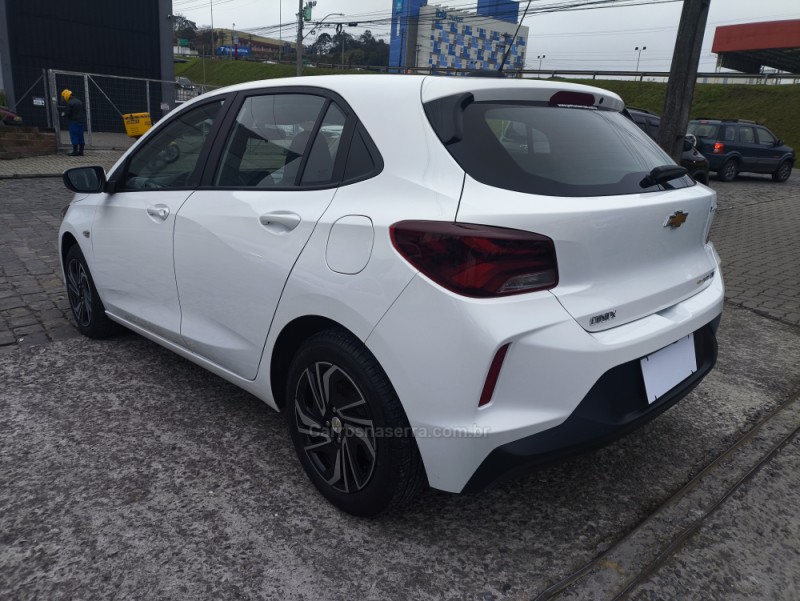 ONIX 1.0 LT 12V TURBO FLEX 4P AUTOMÁTICO - 2024 - FARROUPILHA