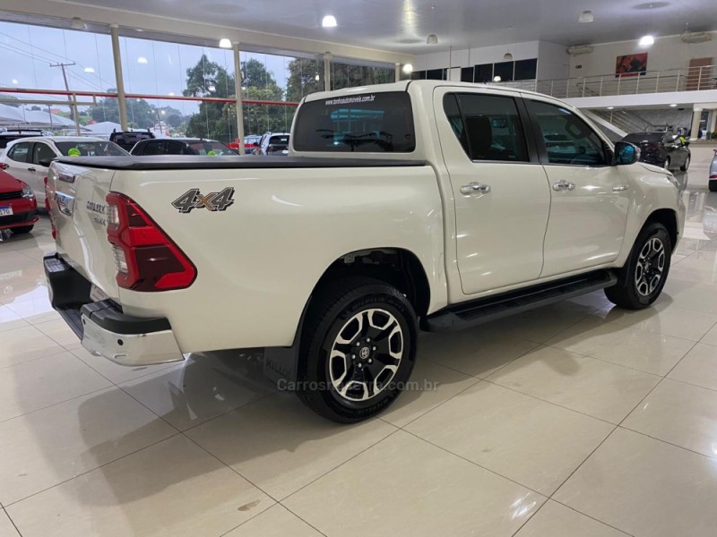 HILUX 2.8 SRX 4X4 CD 16V DIESEL 4P AUTOMÁTICO - 2022 - LAJEADO