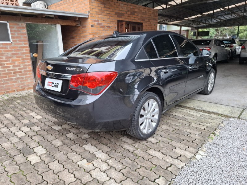 CRUZE 1.8 LTZ 16V FLEX 4P AUTOMÁTICO - 2012 - GARIBALDI