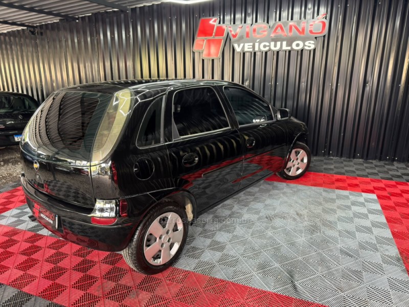 CORSA 1.8 MPFI 8V FLEX 4P MANUAL - 2003 - CAXIAS DO SUL