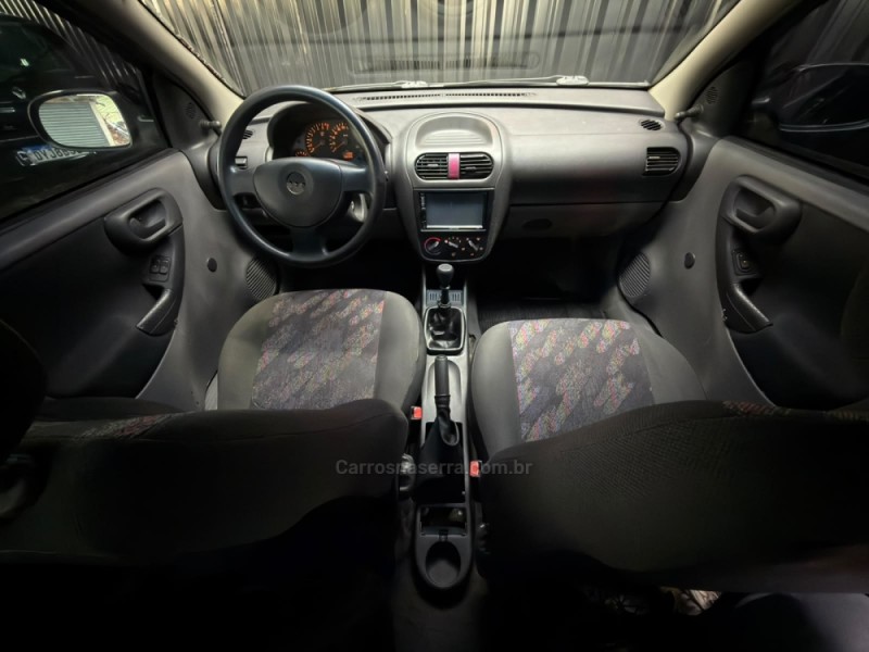 CORSA 1.8 MPFI 8V FLEX 4P MANUAL - 2003 - CAXIAS DO SUL