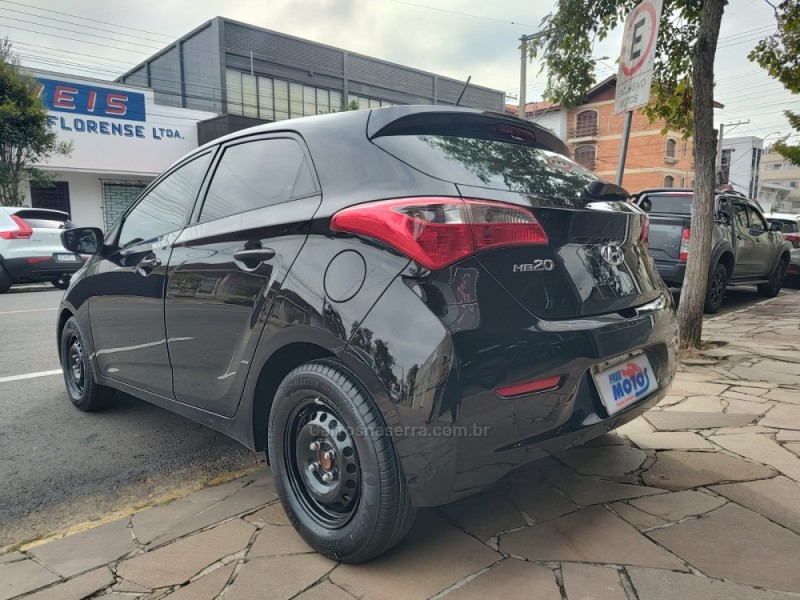 HB20 1.0 COMFORT STYLE 12V FLEX 4P MANUAL - 2014 - FLORES DA CUNHA