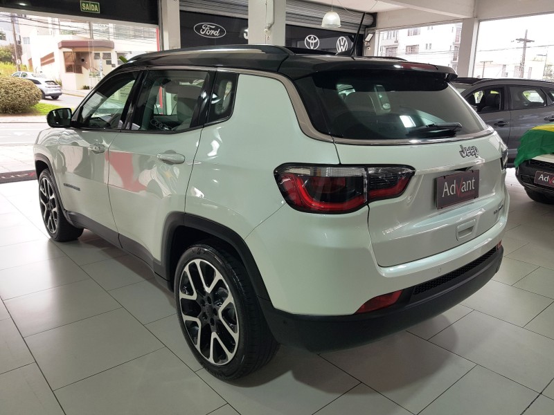 COMPASS 2.0 16V FLEX LIMITED AUTOMÁTICO - 2018 - CAXIAS DO SUL