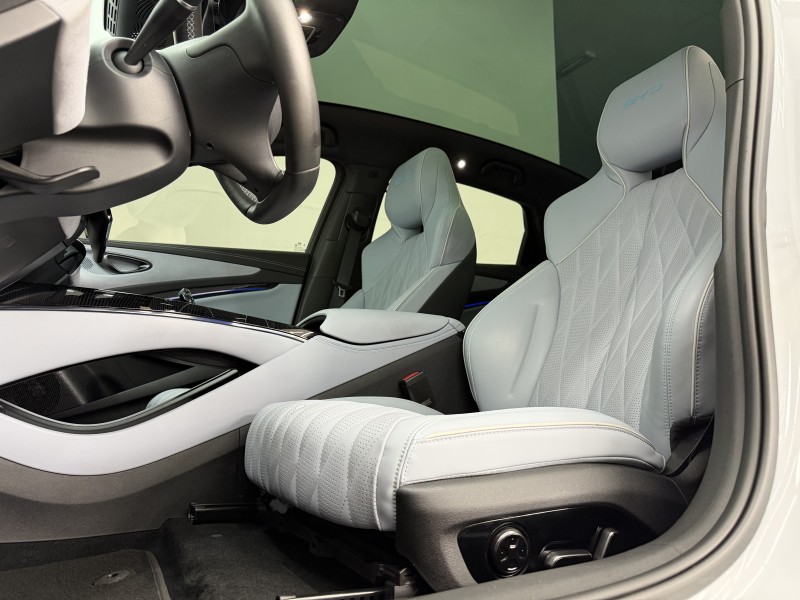 SEAL AWD ELÉTRICO 4P AUTOMÁTICO - 2025 - CAXIAS DO SUL
