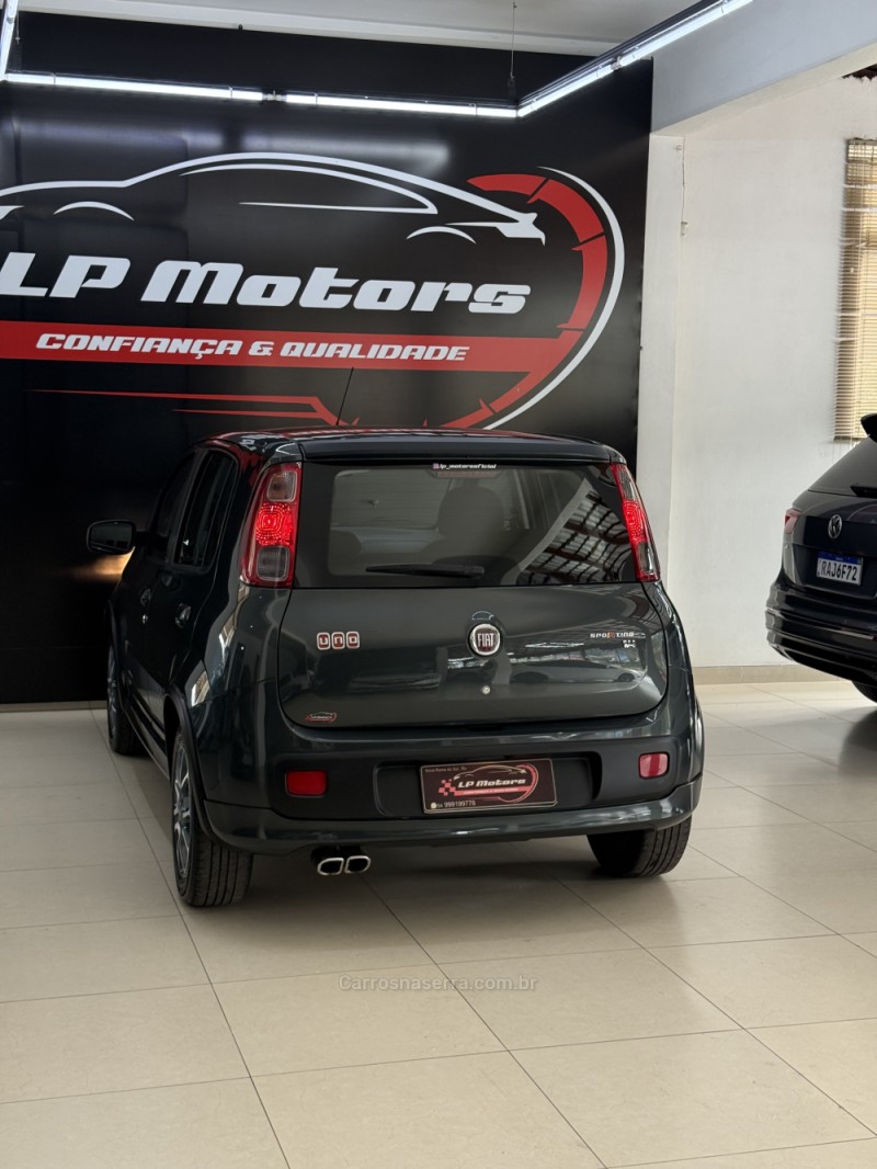 UNO 1.4 EVO SPORTING 8V FLEX 4P MANUAL - 2013 - FARROUPILHA