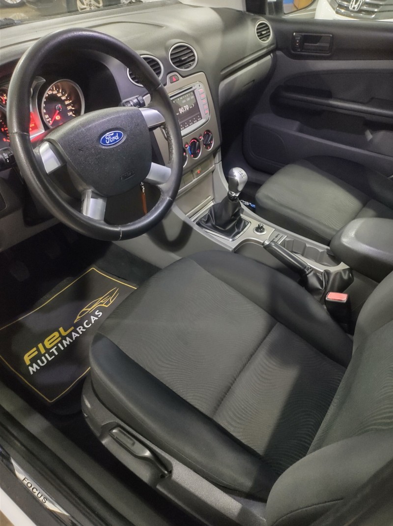 FOCUS 1.6 SE 16V FLEX 4P MANUAL - 2012 - VALE REAL