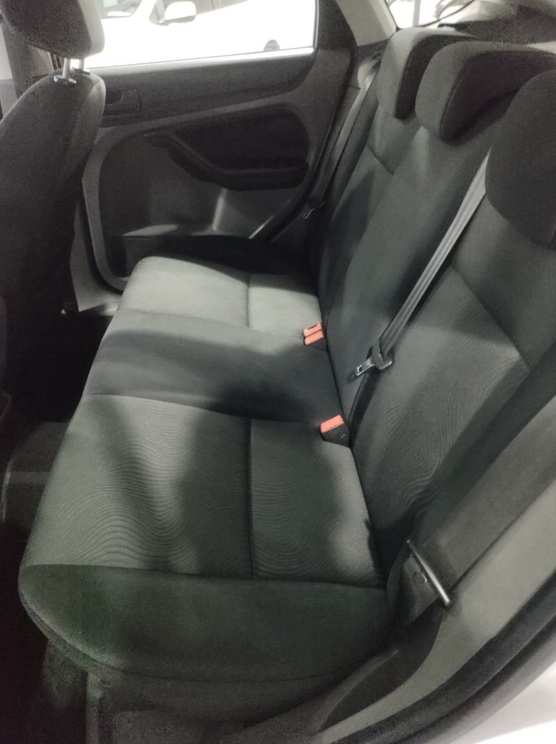 FOCUS 1.6 SE 16V FLEX 4P MANUAL - 2012 - VALE REAL
