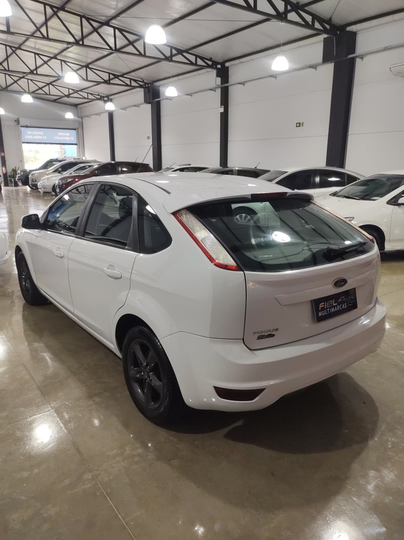 FOCUS 1.6 SE 16V FLEX 4P MANUAL - 2012 - VALE REAL