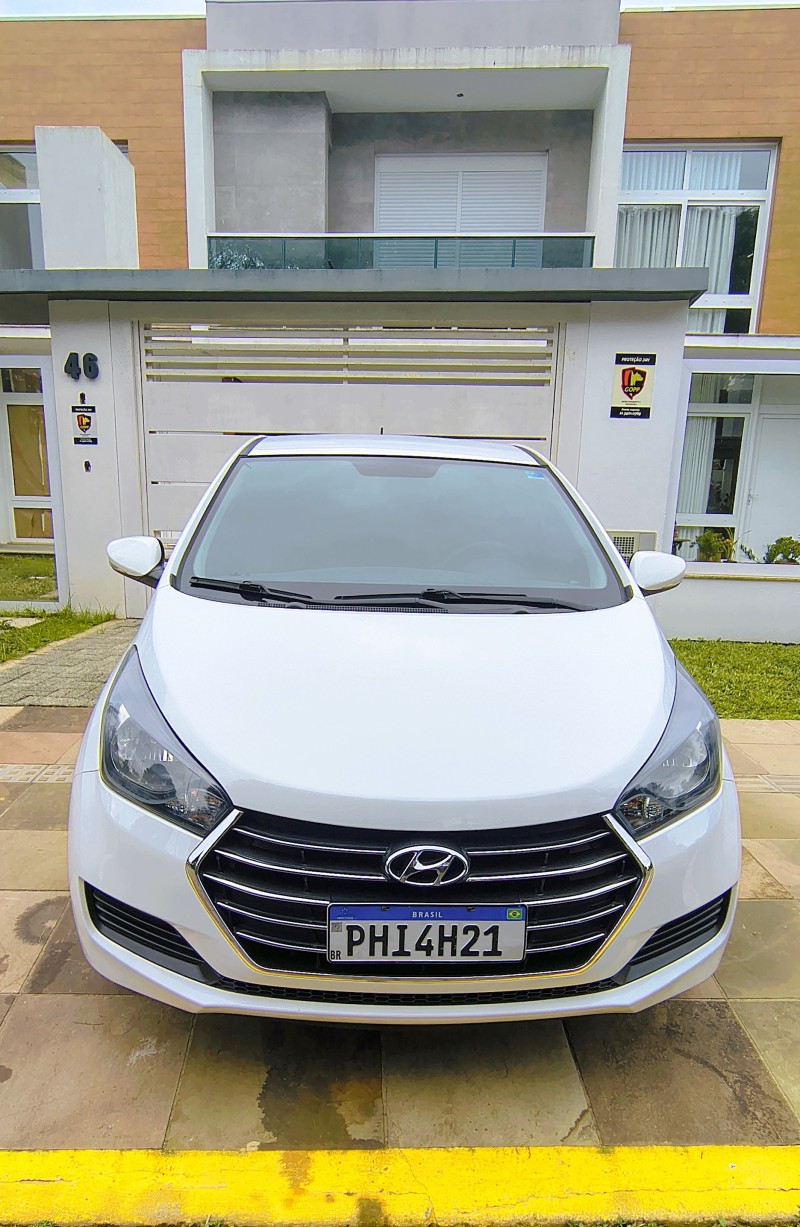 HB20S 1.0 COMFORT STYLE 12V FLEX 4P MANUAL - 2016 - FARROUPILHA