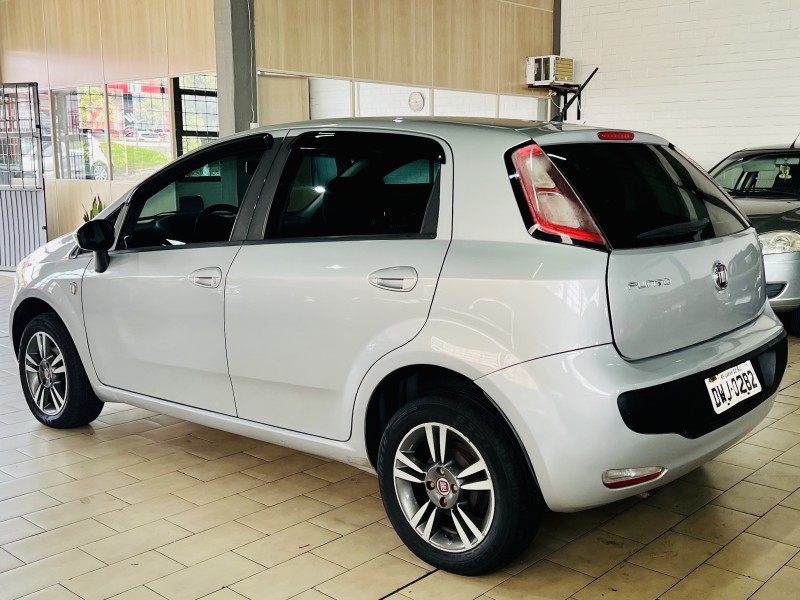 PUNTO 1.4 ATTRACTIVE ITALIA 8V FLEX 4P MANUAL - 2013 - CAXIAS DO SUL