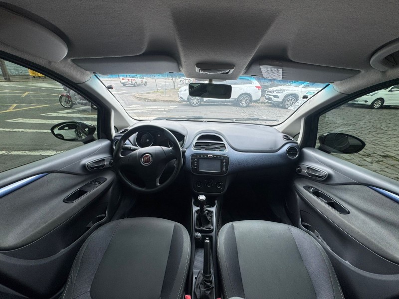 PUNTO 1.4 ATTRACTIVE ITALIA 8V FLEX 4P MANUAL - 2016 - CAXIAS DO SUL