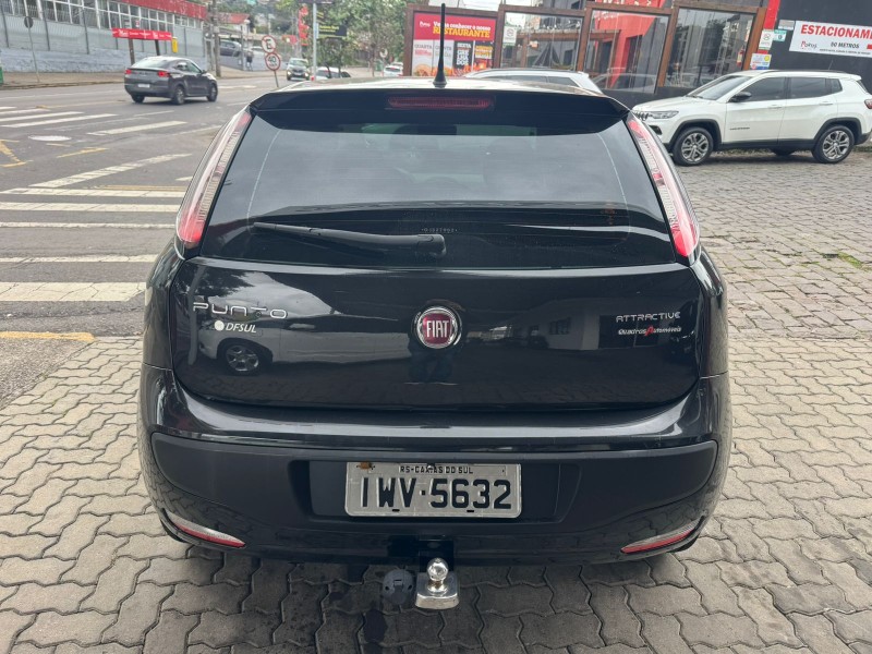 PUNTO 1.4 ATTRACTIVE ITALIA 8V FLEX 4P MANUAL - 2016 - CAXIAS DO SUL
