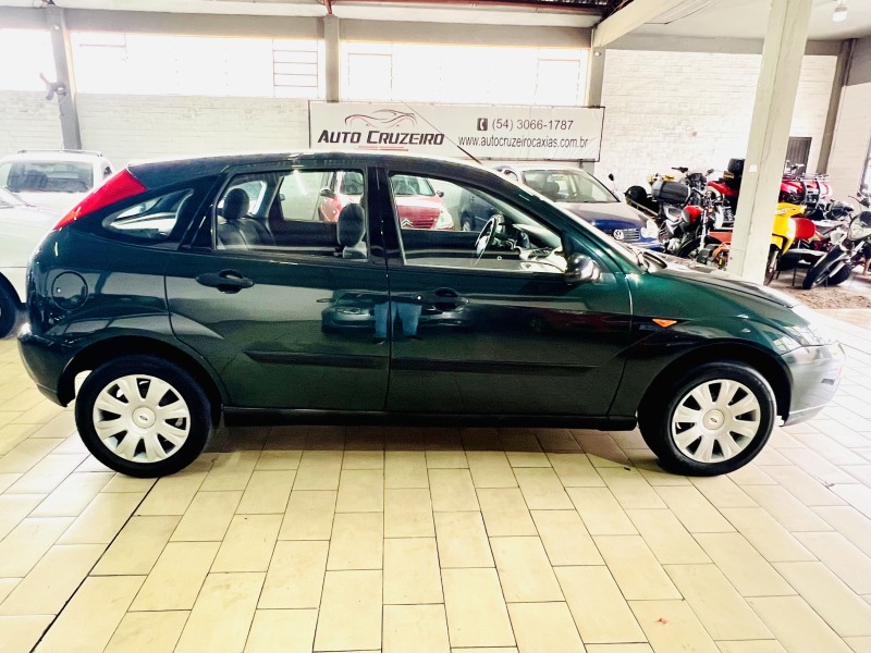 FOCUS 1.8 GLX 16V GASOLINA 4P MANUAL - 2003 - CAXIAS DO SUL