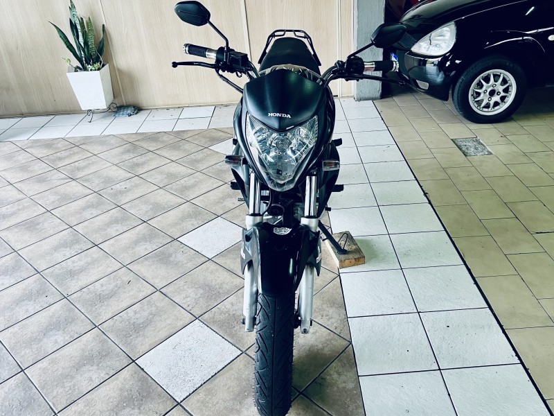CB 300R ABS - 2011 - CAXIAS DO SUL