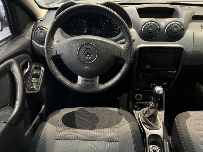 DUSTER 2.0 DYNAMIQUE 4X4 16V FLEX 4P MANUAL - 2013 - CAXIAS DO SUL