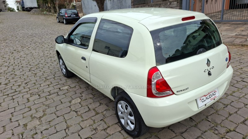 CLIO 1.0 AUTHENTIQUE 16V FLEX 2P MANUAL - 2014 - BENTO GONçALVES