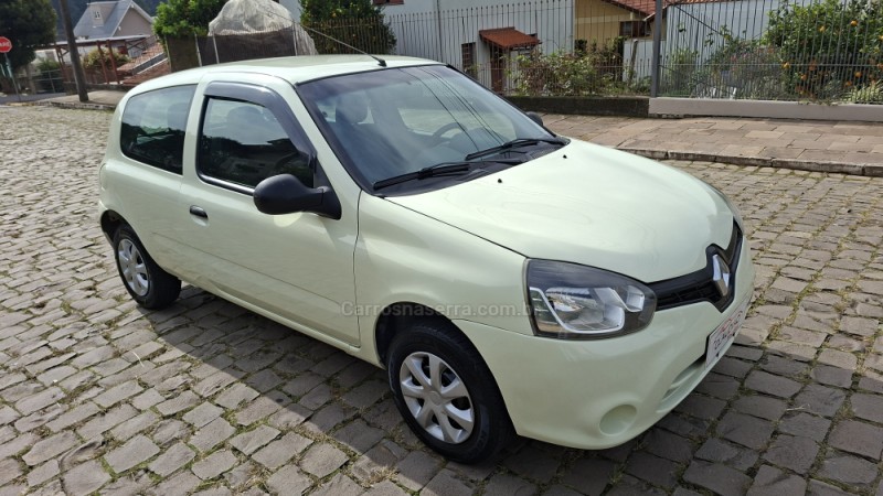 CLIO 1.0 AUTHENTIQUE 16V FLEX 2P MANUAL - 2014 - BENTO GONçALVES
