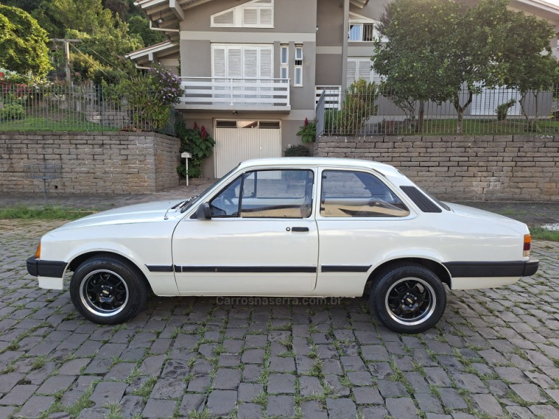 CHEVETTE 1.6 SL 8V GASOLINA 2P MANUAL - 1989 - BENTO GONçALVES