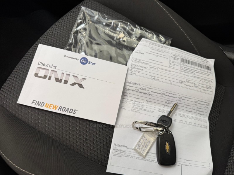 ONIX 1.0 LT 12V TURBO FLEX 4P MANUAL - 2024 - CASCA