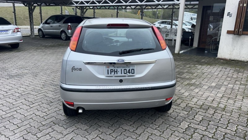 FOCUS 1.6 GLX 8V FLEX 4P MANUAL - 2009 - BENTO GONçALVES