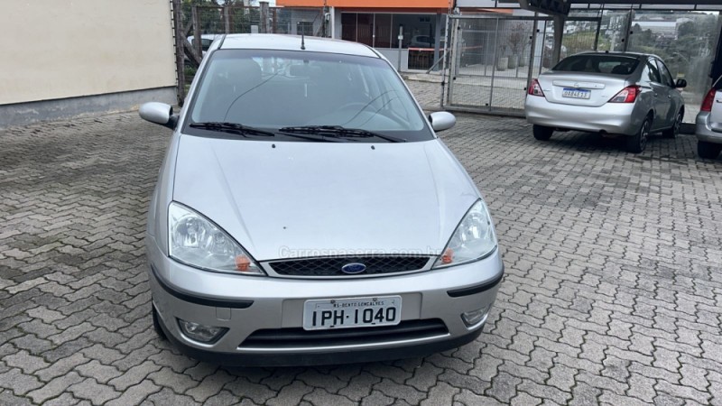 FOCUS 1.6 GLX 8V FLEX 4P MANUAL - 2009 - BENTO GONçALVES