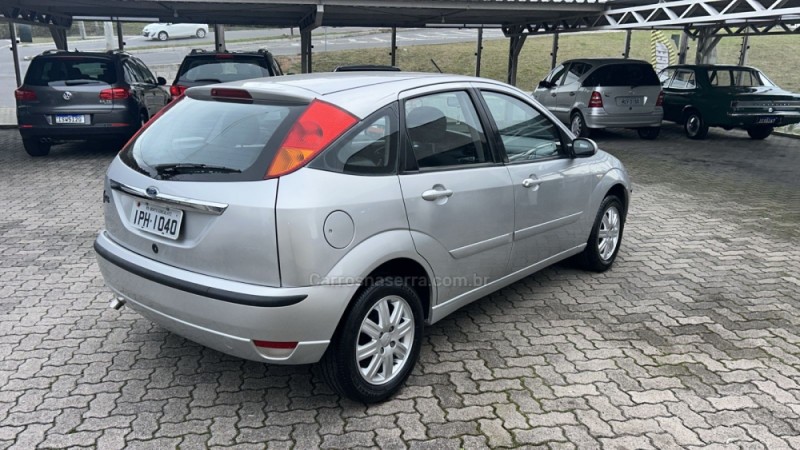 FOCUS 1.6 GLX 8V FLEX 4P MANUAL - 2009 - BENTO GONçALVES