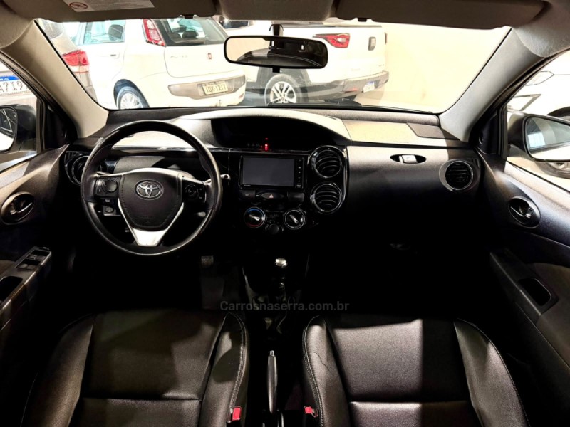 ETIOS 1.5 XLS SEDAN 16V FLEX 4P MANUAL - 2017 - BENTO GONçALVES