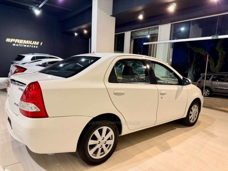 ETIOS 1.5 XLS SEDAN 16V FLEX 4P MANUAL - 2017 - BENTO GONçALVES