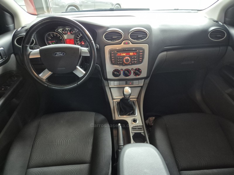 FOCUS 1.6 8V FLEX 4P MANUAL - 2011 - CAXIAS DO SUL