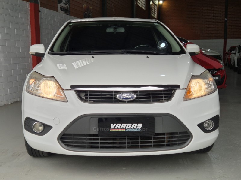 FOCUS 1.6 8V FLEX 4P MANUAL - 2011 - CAXIAS DO SUL