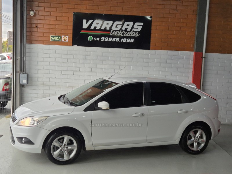 FOCUS 1.6 8V FLEX 4P MANUAL - 2011 - CAXIAS DO SUL