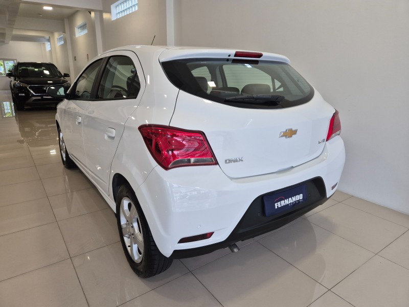 ONIX 1.4 MPFI LT 8V FLEX 4P MANUAL - 2019 - BENTO GONçALVES