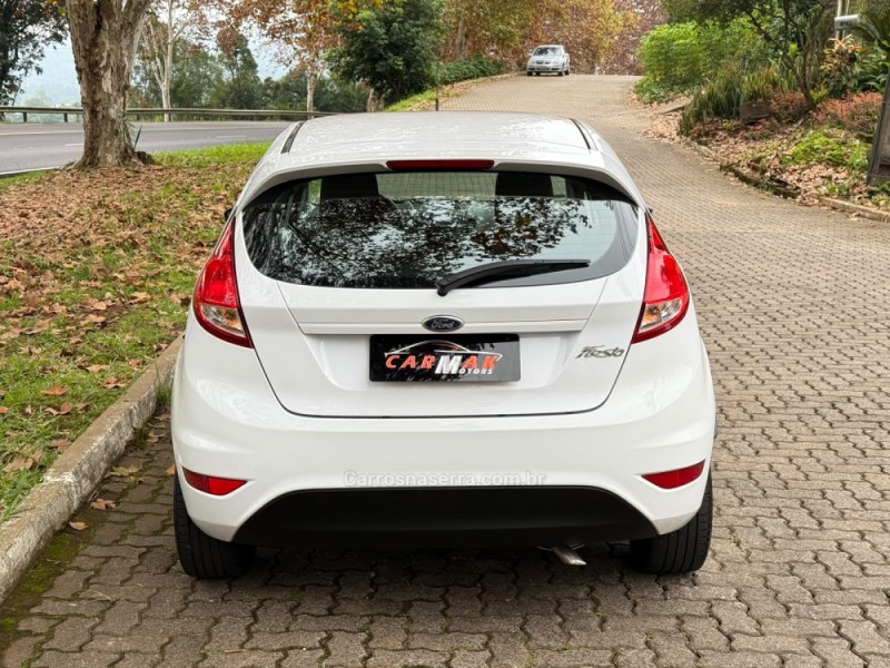 FIESTA 1.5 S HATCH 16V FLEX 4P MANUAL - 2014 - DOIS IRMãOS