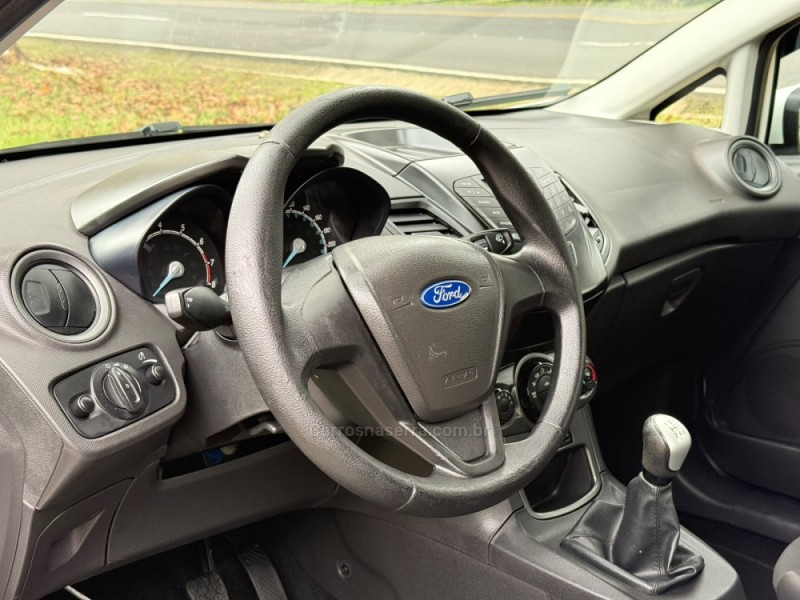 FIESTA 1.5 S HATCH 16V FLEX 4P MANUAL - 2014 - DOIS IRMãOS