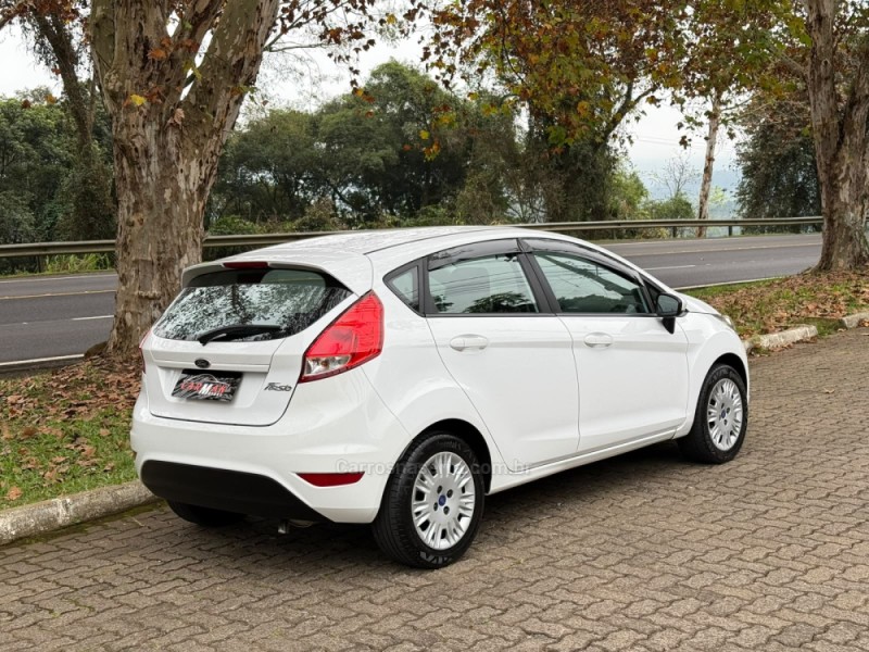 FIESTA 1.5 S HATCH 16V FLEX 4P MANUAL - 2014 - DOIS IRMãOS