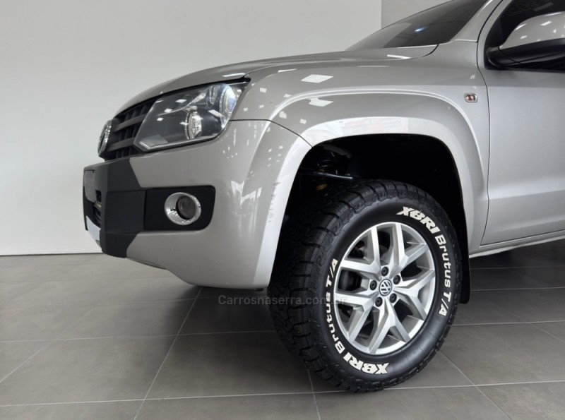 AMAROK 2.0 4X4 CD 16V TURBO INTERCOOLER DIESEL 4P MANUAL - 2012 - FARROUPILHA