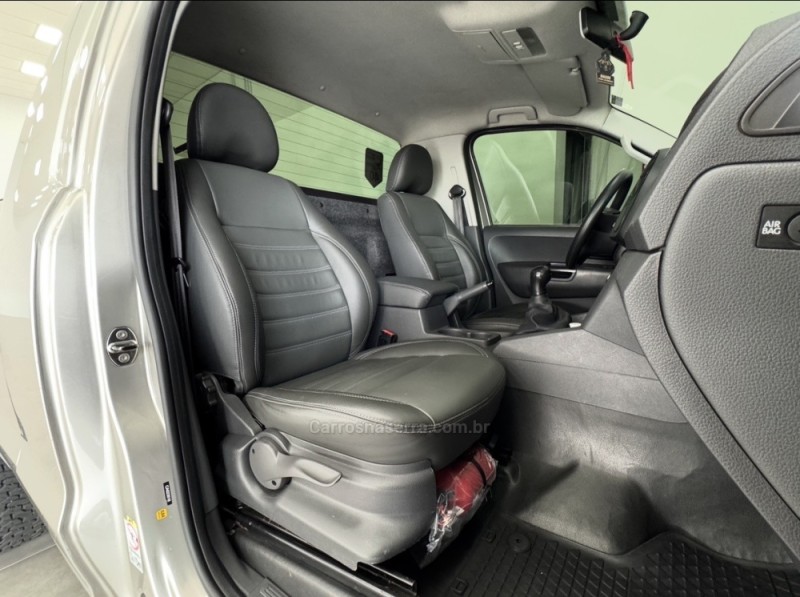 AMAROK 2.0 4X4 CD 16V TURBO INTERCOOLER DIESEL 4P MANUAL - 2012 - FARROUPILHA