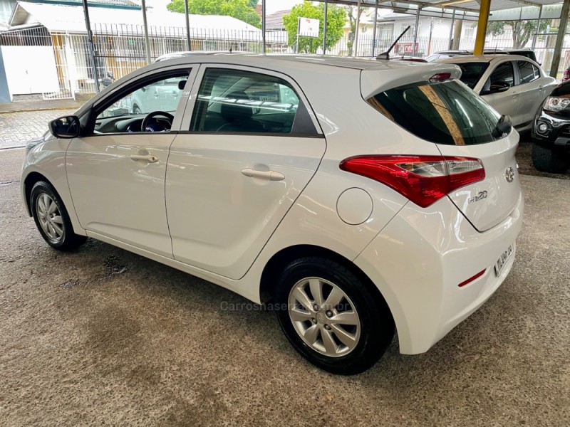 HB20 1.6 COMFORT 16V FLEX 4P MANUAL - 2014 - CAXIAS DO SUL