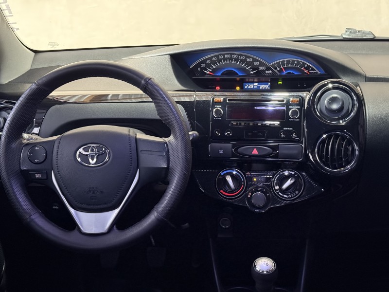 ETIOS 1.5 XS 16V FLEX 4P MANUAL - 2015 - CAXIAS DO SUL