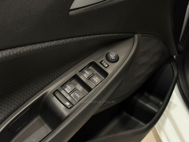 ONIX 1.0 LT 12V FLEX 4P MANUAL - 2023 - CAXIAS DO SUL