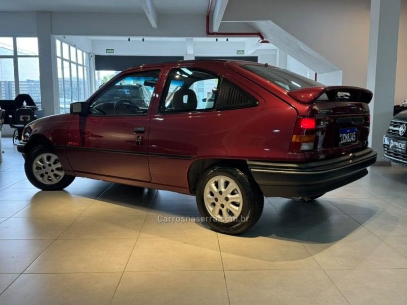 KADETT 2.0 MPFI GL 8V GASOLINA 2P MANUAL - 1995 - CAXIAS DO SUL