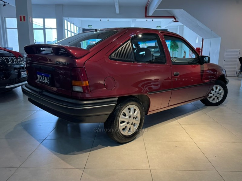 KADETT 2.0 MPFI GL 8V GASOLINA 2P MANUAL - 1995 - CAXIAS DO SUL