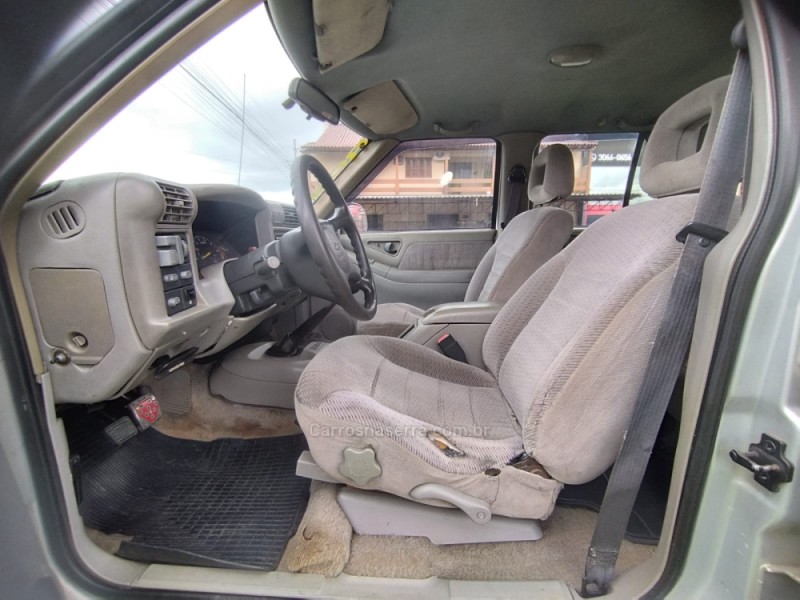 S10 2.2 MPFI DLX 4X2 CD 8V GASOLINA 4P MANUAL - 1998 - NOVO HAMBURGO