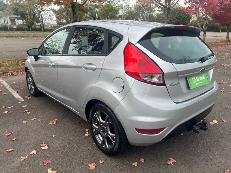 FIESTA 1.6 SE HATCH 16V FLEX 4P AUTOMÁTICO - 2015 - BENTO GONçALVES