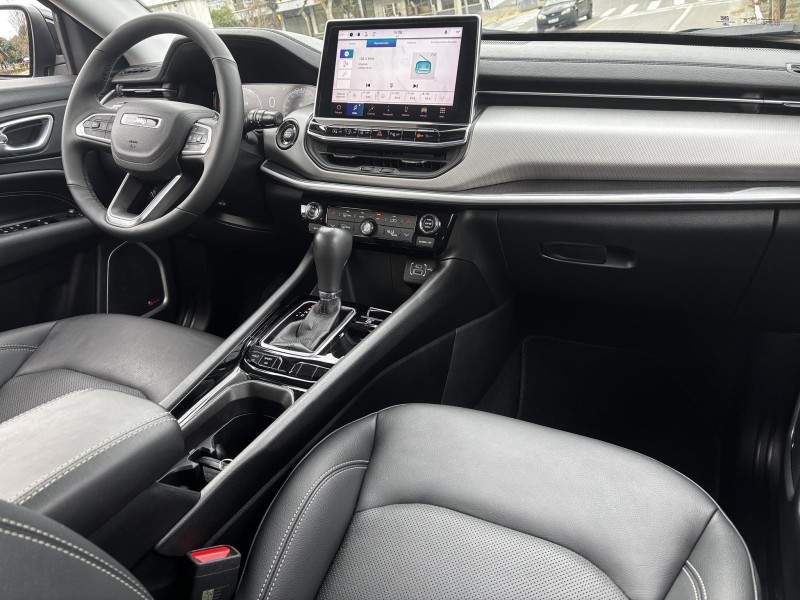 COMPASS 1.3 LONGITUDE T270 16V TURBO FLEX 4P AUTOMÁTICO - 2025 - FARROUPILHA