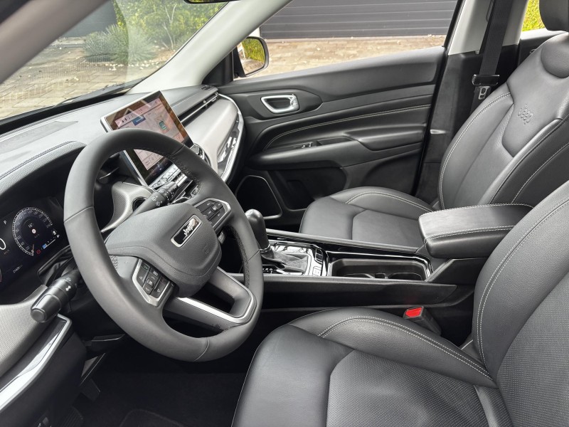 COMPASS 1.3 LONGITUDE T270 16V TURBO FLEX 4P AUTOMÁTICO - 2025 - FARROUPILHA