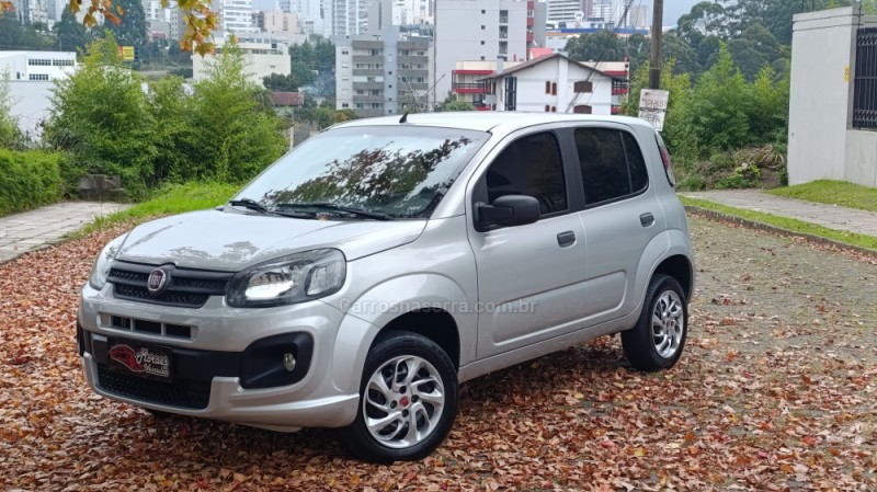 uno 1.0 evo vivace 8v flex 4p manual 2017 caxias do sul